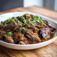 Mississippi Pot Roast Slow Cooker for 7 Servings