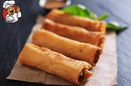Rolls are another best top-rated pair with sweet, sour chicken. You can have either egg rolls or spring rolls. The crunchy wrapper of egg rolls is a nice contrast to the softer chicken, and the filling provides a welcome dose of savory flavor.