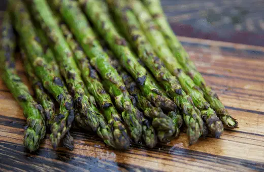 Grilled Asparagus is a wonderful side dish to pair with warm and creamy Potato Gratin. For those unfamiliar with this French-style dish, it consists of thinly sliced potatoes baked in the oven with cream and cheese - sinfully indulgent. 
