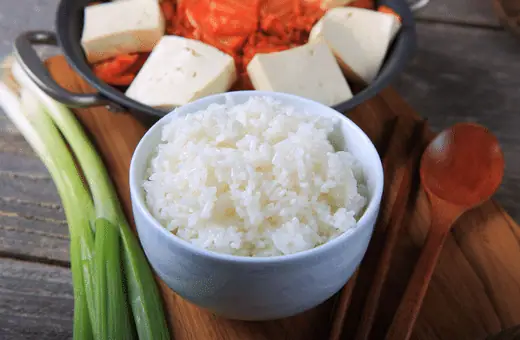 you can serve steamed rice with pork adobo