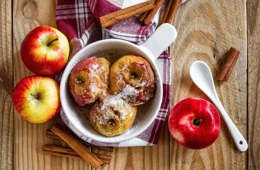 you can serve baked apples with smoked duck