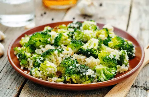 Broccoli is among the vegetables that may be prepared in various ways. But when it comes to pairing with crack chicken on the keto diet, roasting is definitely the way to go! 