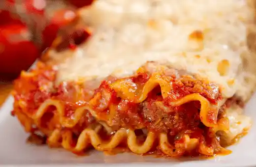 Lasagna is always a favorite among Italian cuisine enthusiasts, it goes well with the leftover pizza.