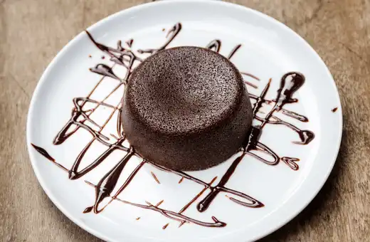 Molten Chocolate Lava Cake goes excellent with Beef Tenderloin.