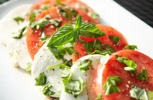 Tomato Mozzarella Salad goes excellent with Lobster Ravioli
