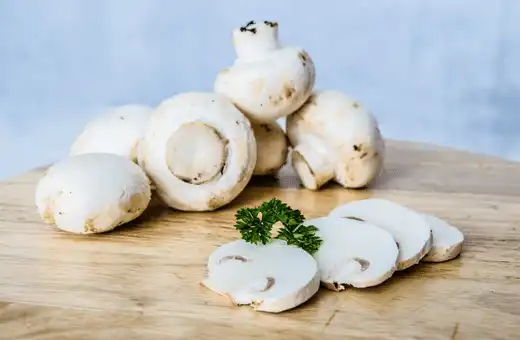 Mushrooms have versatile nature; you can eat them on salad and cooked. Whether it's portobello, shiitake, or white mushrooms, they provide a delicious earthy flavor to teriyaki salmon.