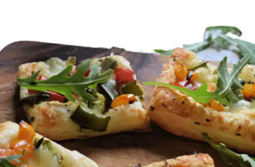 Roasted Bell Pepper Puff Pastry Bites goes excellent with lasanga
