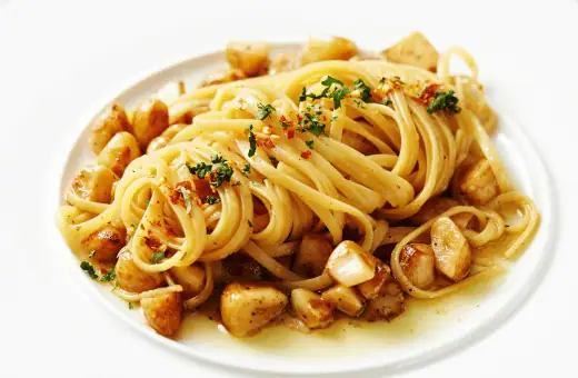 garlic pasta is tastes good to serve with corn casserole