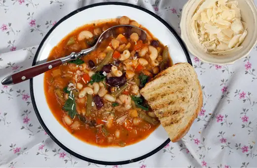 minestrone soup is good side to serve with ham sandwiches