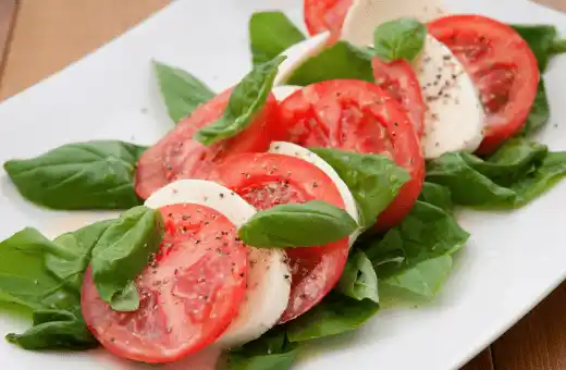 Best flavors to go with caprese salad