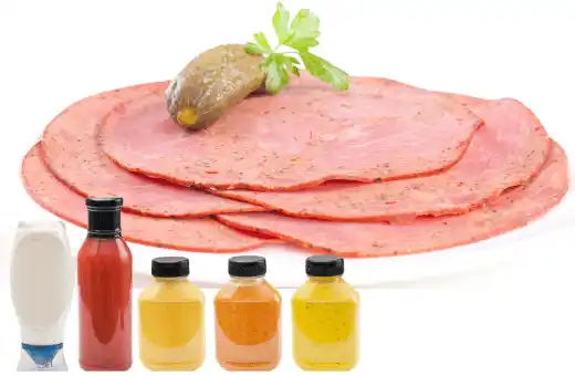 condiment goes with pastrami 